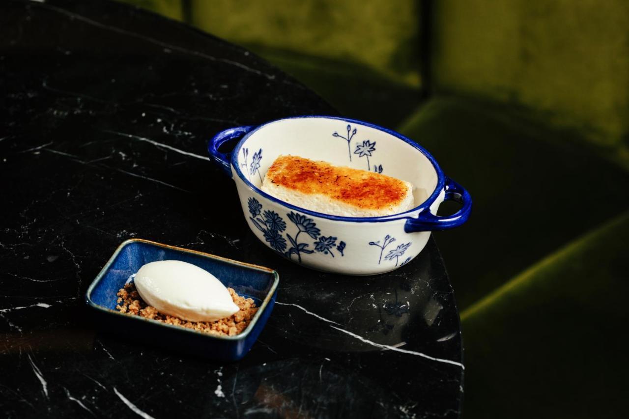 Radisson Collection Hotel, Magdalena Plaza Sevilla Luaran gambar A bowl of halva