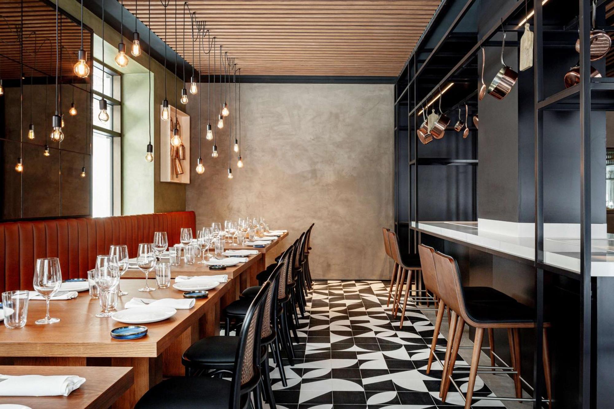 Radisson Collection Hotel, Magdalena Plaza Sevilla Luaran gambar Restaurant interior