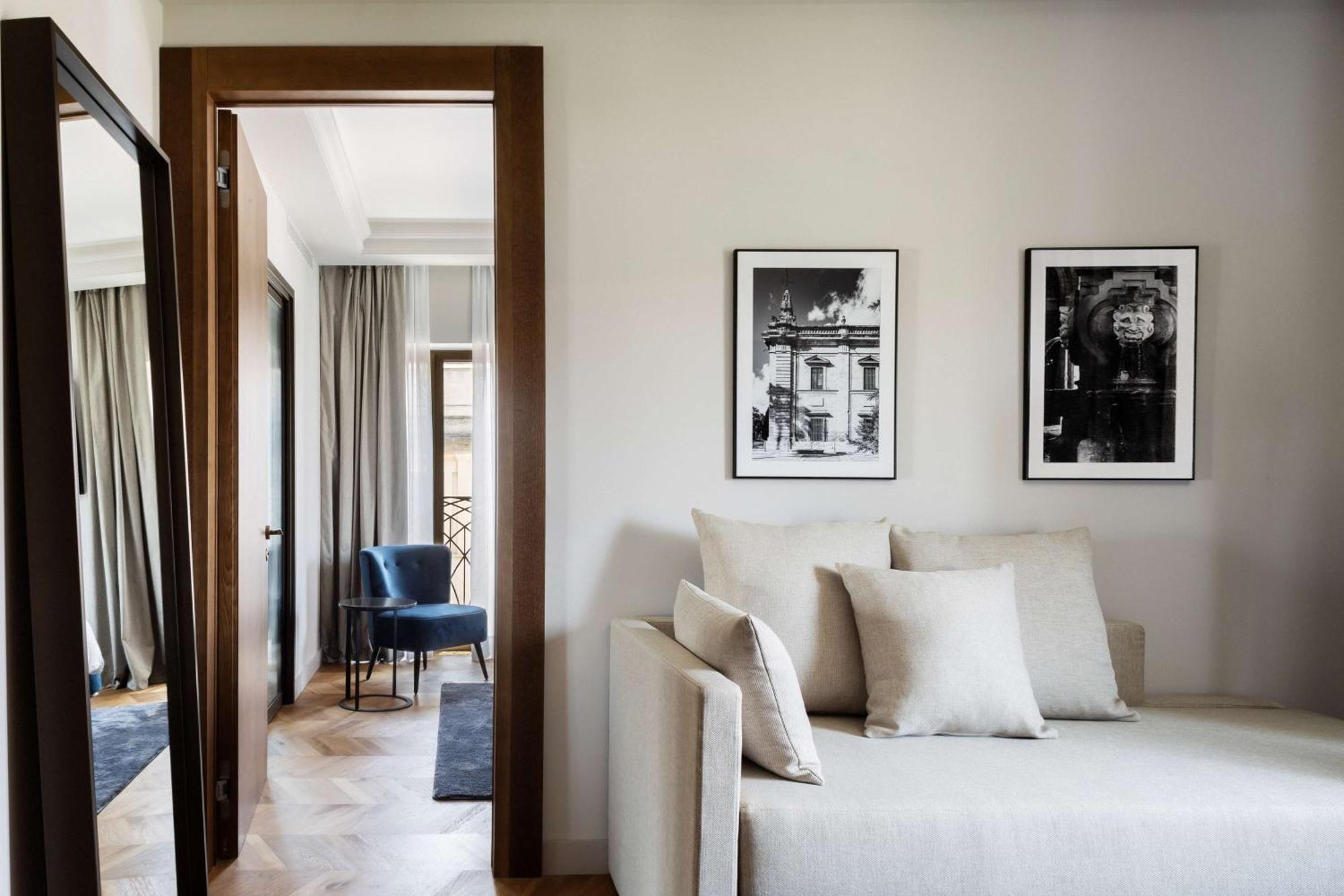 Radisson Collection Hotel, Magdalena Plaza Sevilla Luaran gambar A suite at the Hotel
