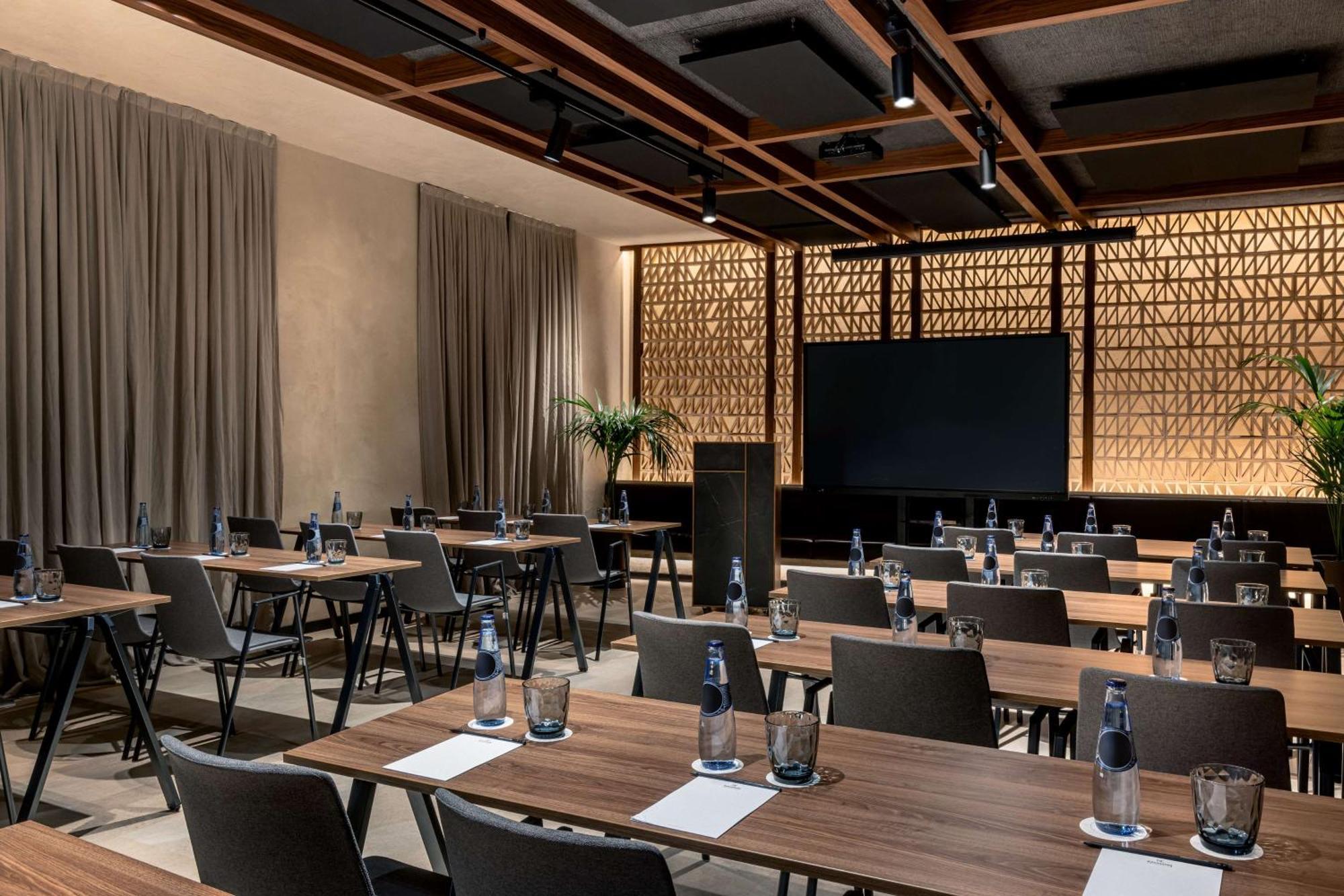 Radisson Collection Hotel, Magdalena Plaza Sevilla Luaran gambar