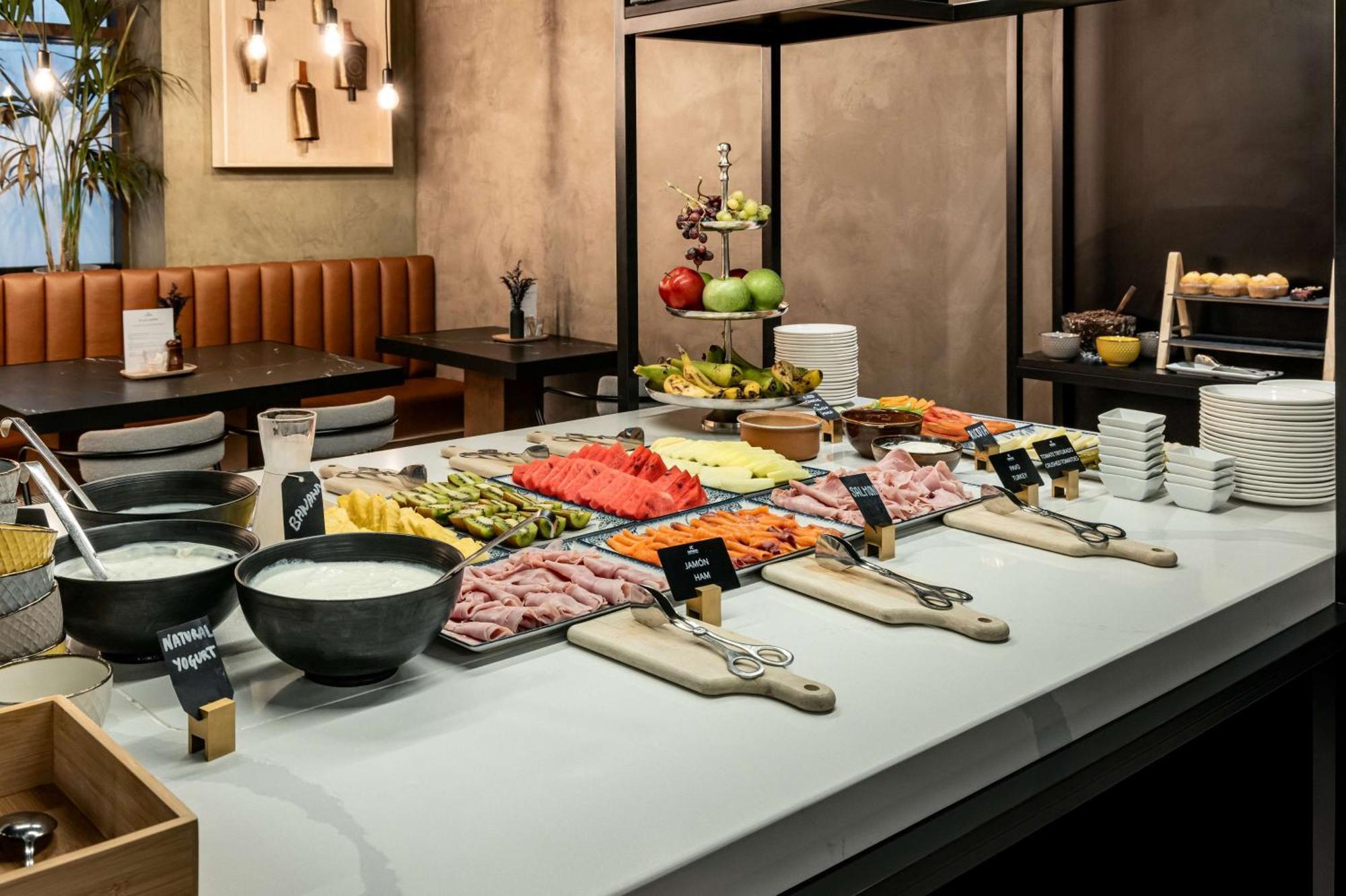 Radisson Collection Hotel, Magdalena Plaza Sevilla Luaran gambar